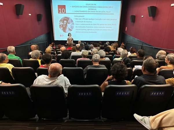 Servidora Deiser Roscoe realiza ação educativa no Sesc Palladium, BH/MG- 2024