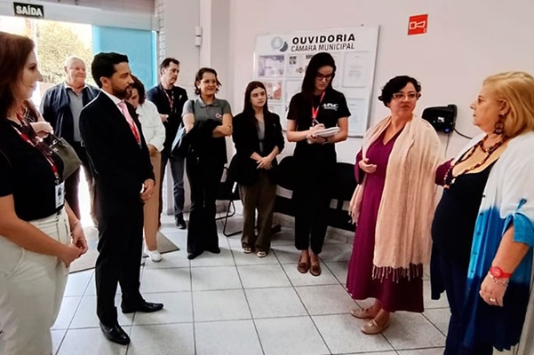 Promotor e coordenador do Procon-MPMG, Luiz Roberto Franca visita Procon de Ouro Branco/MG - 2025