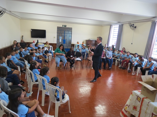 Promotor de Justiça Emmanuel Levenhagen Pelegrini participa da implementação do Procon Mirim em Ouro Preto/MG - 2025