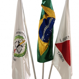 Bandeiras e Panóplia
