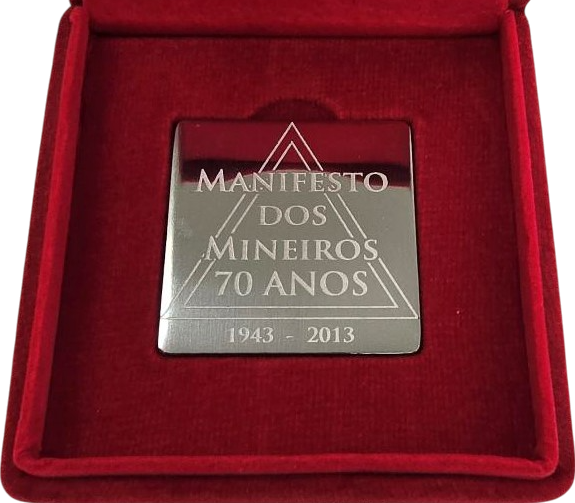 Medalha 70 anos Manifesto Mineiros - Caixa