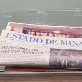 Caixa acrílica