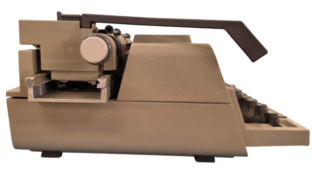 Máquina de escrever Olivetti Linea 98